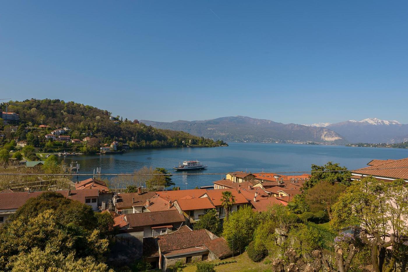 Appartamenti I Fiori Del Lago Laveno Exteriér fotografie