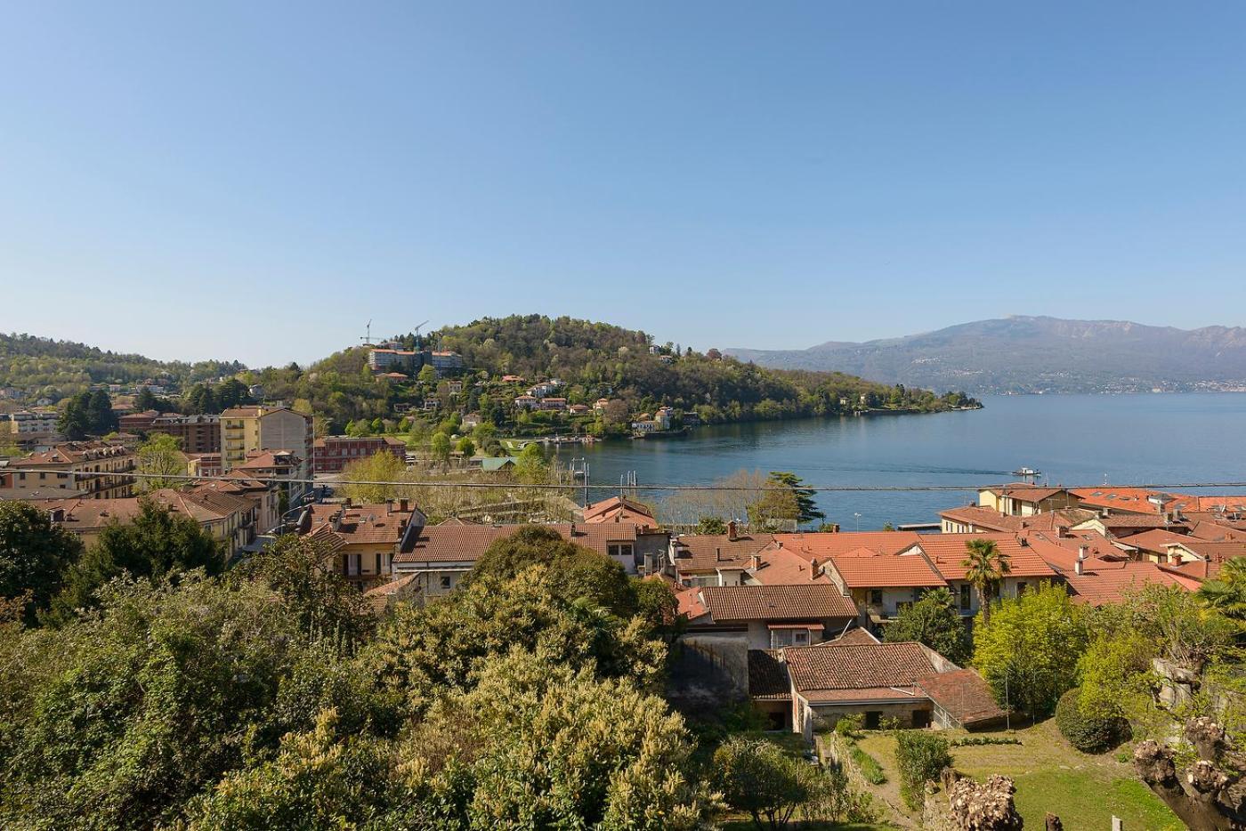Appartamenti I Fiori Del Lago Laveno Exteriér fotografie